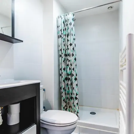 Charming Studio With Mezzanine Near Train Station *